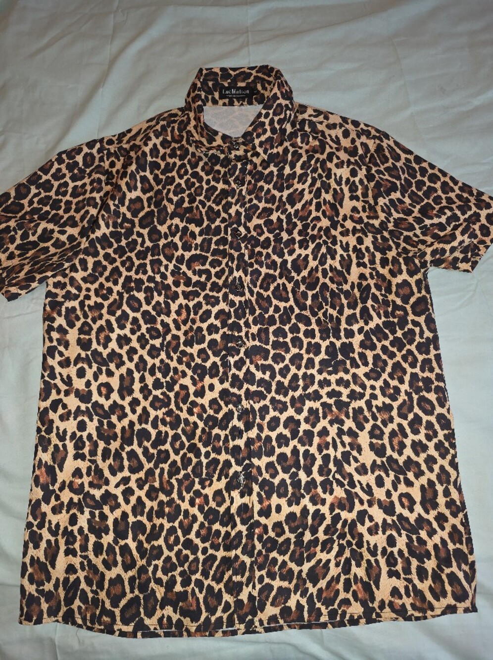 Luc Matton Men’s Leopard Print Button Down Shirt Short Sleeve Size L